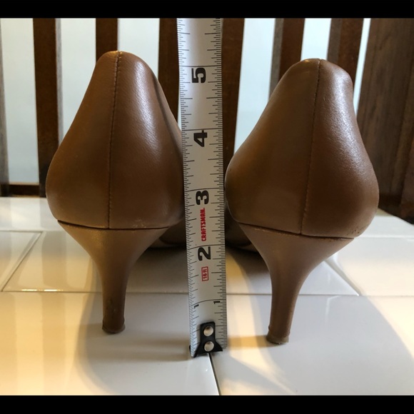 Dark tan COACH pumps with snakeskin tip detail. - Picture 3 of 5